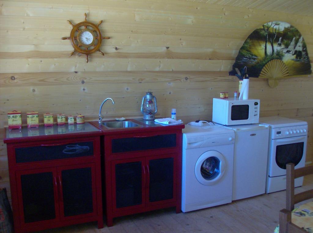 Le Chalet Des 4 Saisons Acomodação com café da manhã Mers-sur-Indre Exterior foto