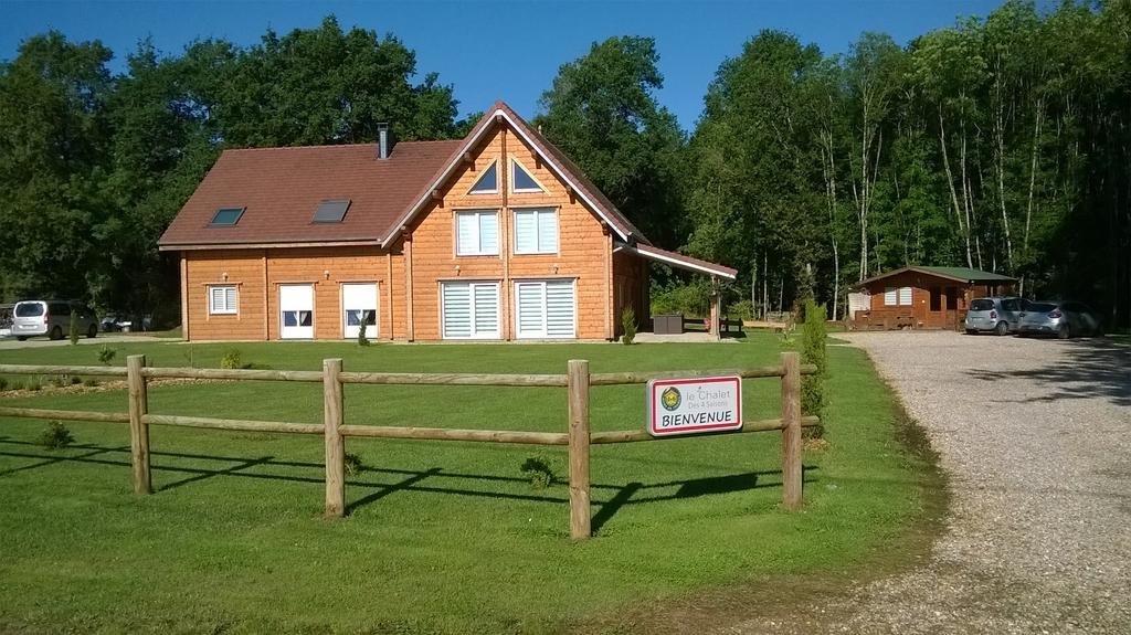 Le Chalet Des 4 Saisons Acomodação com café da manhã Mers-sur-Indre Exterior foto